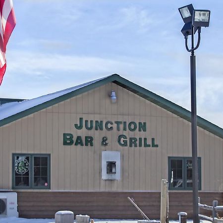 Junction Inn Suites & Conference Center Babbitt Exteriér fotografie